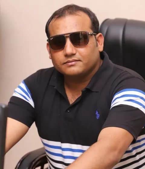 Abrar Khan, Digital Marketer