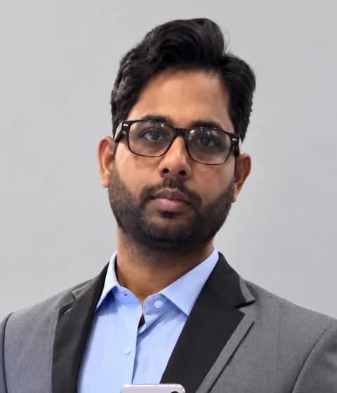 Afzaal Ahmed, Professional Accountant